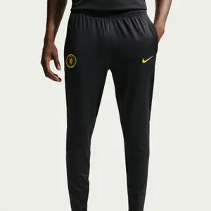Pantaloni da allenamento Chelsea FC Strike 2026/27 image-0