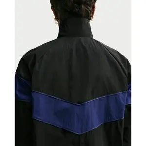 Inter Mailand Damen Trainingsjacke Windrunner 2026/27 image-4