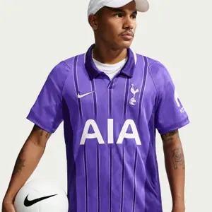 Tottenham harmadik meze 2026/27 image-5