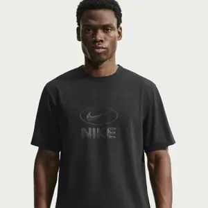 T-shirt Nike Hyverse image-3
