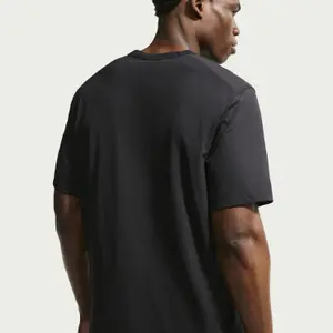 T-shirt Nike Hyverse image-4