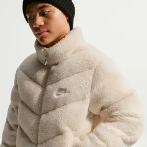 Bred jakke til børn Nike Therma-FIT image-1