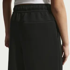 Girl's Trousers Nike Tech Fleece image-3