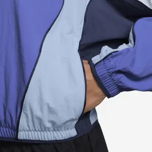 Damska kurtka wodoodporna Nike Swift image-3