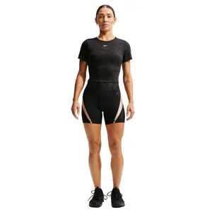 Women's thigh-high boots Nike Pro Sculpt image-0