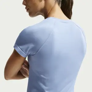 Women's T-shirt Nike Pro Seamless image-3