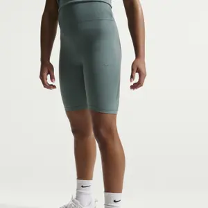 Girl's shorts Nike Mavn image-2