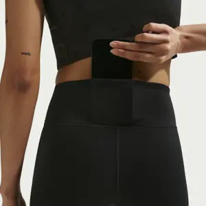 Shorts a vita alta Nike One image-5