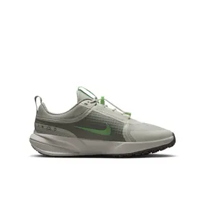 Children's running shoes Nike Star Runner Utility image-1