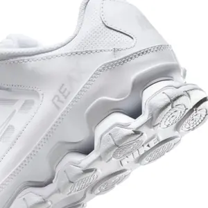 Women's cross training shoes Nike Reax 8 TR | Foot-Store