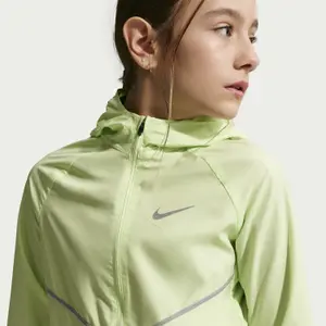 Vandtæt træningsoverdel til børn Nike Miler image-5