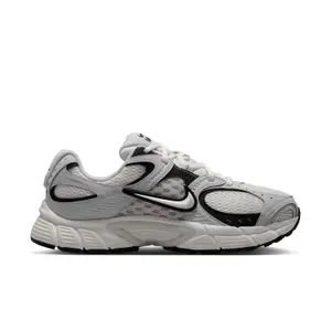 Baskets femme Nike V5 RNR