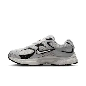 Baskets femme Nike V5 RNR image-1