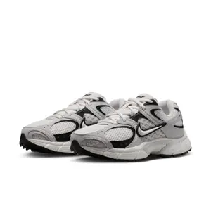 Baskets femme Nike V5 RNR image-2