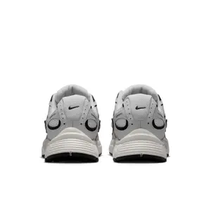 Baskets femme Nike V5 RNR image-4