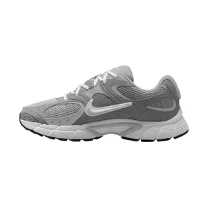 Baskets Nike V5 RNR image-1
