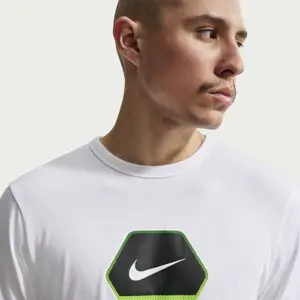 Camiseta estampada Nike image-4