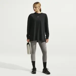 Camiseta de mujer Nike Dri-fit image-0