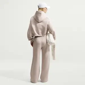 Damskie spodnie dresowe z delikatnym, szczotkowanym wykończeniem Nike Studio image-1
