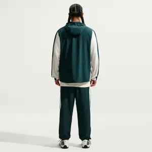 Giacca sportiva in tessuto Nike Strike image-3