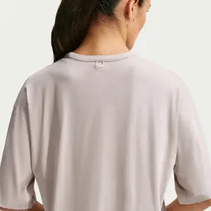 Women's T-shirt Nike 24.7 image-1