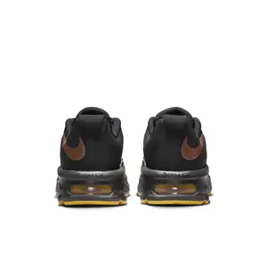 Baskets Nike Air Ma x Fire image-2