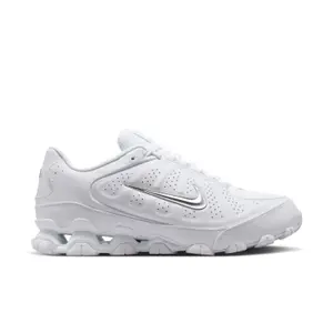 Baskets femme Nike Reax 8 LTR
