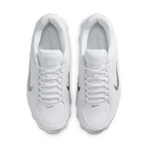Baskets femme Nike Reax 8 LTR image-3