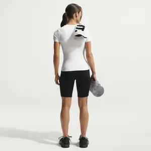 Women's T-shirt Nike One Fitted image-1
