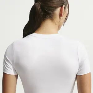Women's T-shirt Nike One Fitted image-3