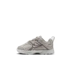 Baby boy Trainers Nike V5 RNR image-1
