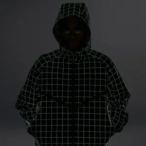 Chaqueta con capucha Nike Tech image-5