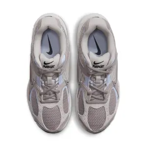 Women's Sneakers Nike V5 RNR Suede 2 image-3