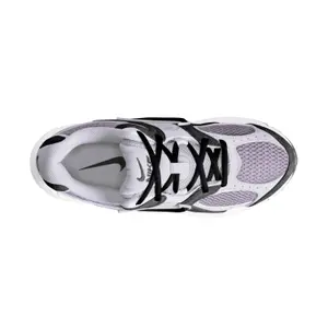 Buty sportowe damskie Nike V5 RNR Suede image-2