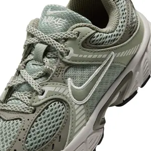 Children's Trainers Nike V5 RNR image-6