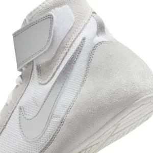 product/n/i/nike_366683-100-phsyd002.jpg