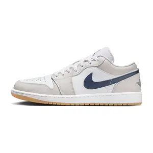 Sneakers Nike Air Jordan 1 Low image-1