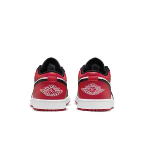 Baskets basses Nike Air Jordan 1 image-5