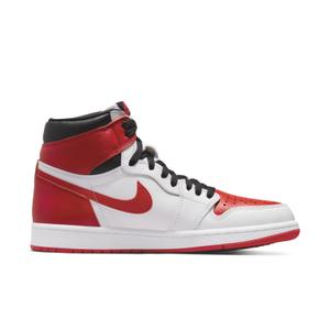 Baskets Nike Air Jordan 1 Retro High OG image-1