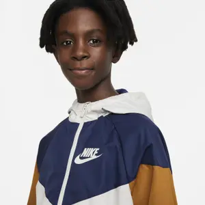 Waterproof jacket for children Nike Windrunner image-4