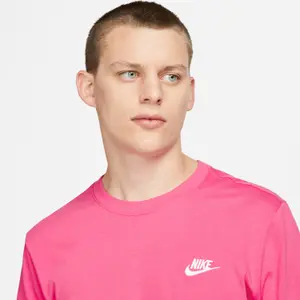T-shirt Nike Club image-3