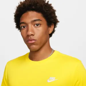 T-shirt Nike Club image-4