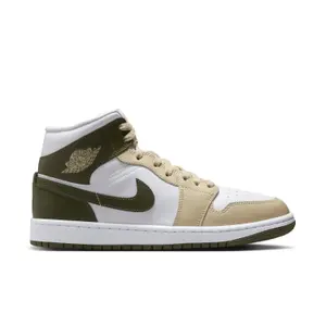 Baskets femme Nike Air Jordan 1 Mid image-0