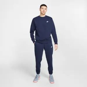 Nike Sportswear Club Fleece Crewneck Sweatshirt image-5