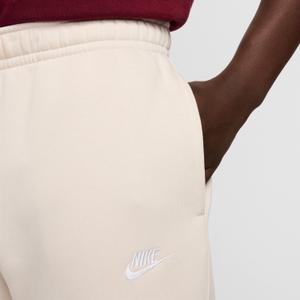 Pantalón de chándal Nike Club Fleece image-5