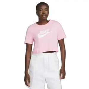 Camiseta de mujer Nike Essentials image-0