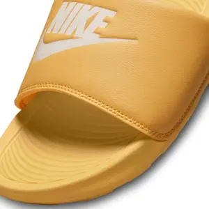 Chanclas de mujer Nike Victori One image-4