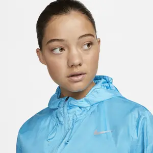 Chaqueta impermeable para mujer Nike Essentials image-3