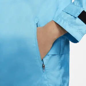 Chaqueta impermeable para mujer Nike Essentials image-5