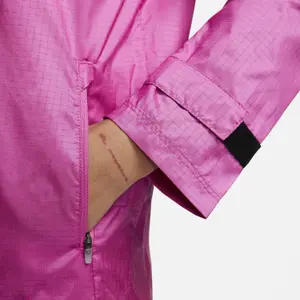 Women's waterproof jacket Nike Essentials image-3